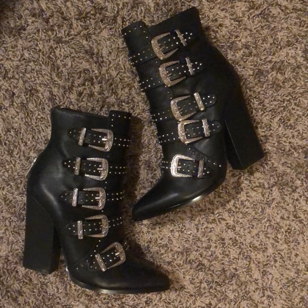 Steve Madden booties